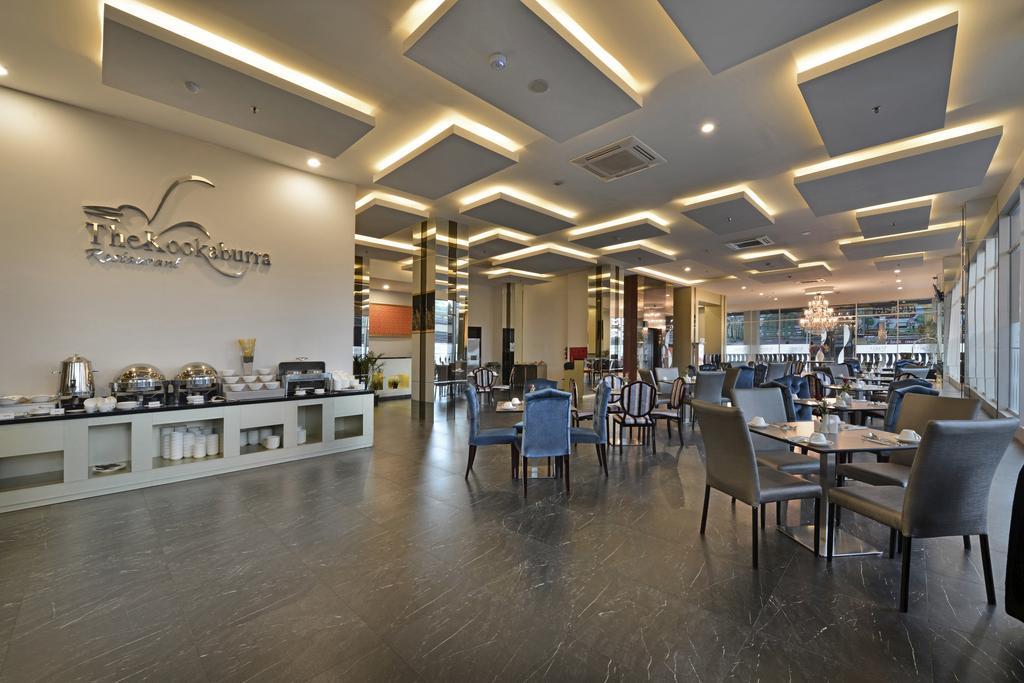 Serela Cihampelas By Kagum Hotels Bandung Exterior photo