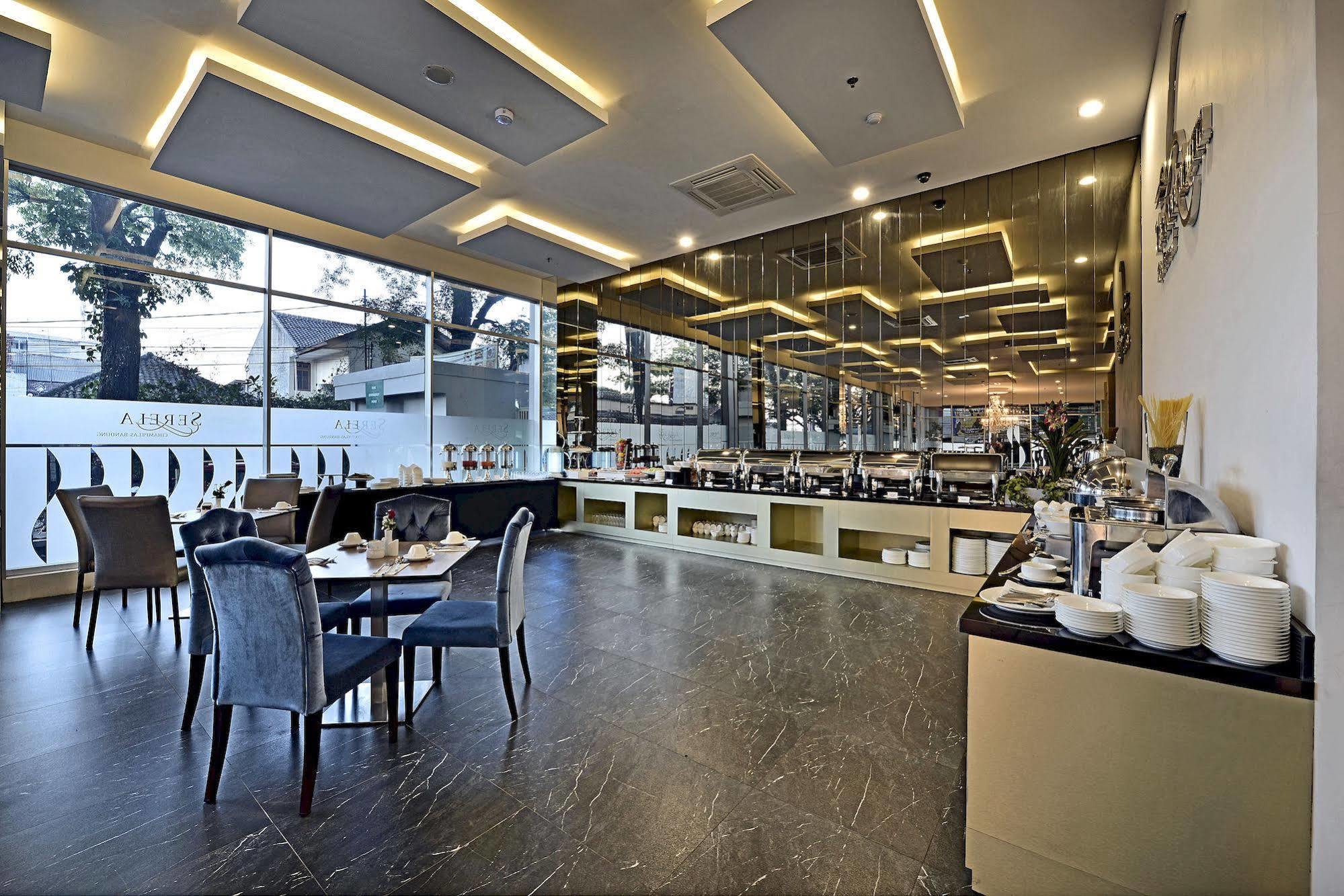 Serela Cihampelas By Kagum Hotels Bandung Exterior photo