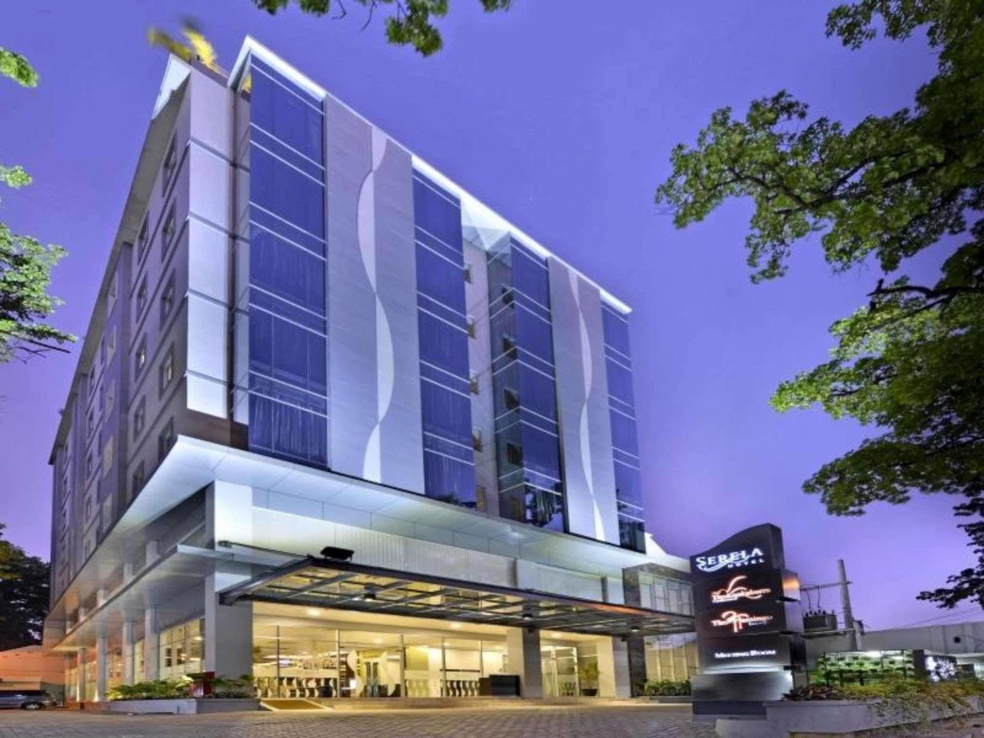 Serela Cihampelas By Kagum Hotels Bandung Exterior photo
